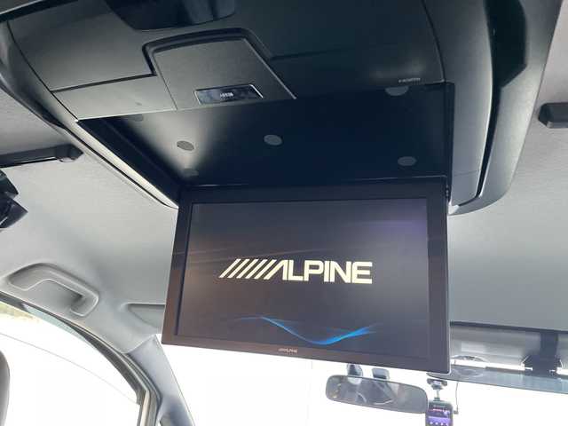 トヨタ エスクァイア ハイブリッド 茨城県 2015(平27)年 14.8万km ホワイトパールクリスタルシャイン ワンオーナー/純正SDナビ/FM/AM/CD/DVD/SD/フルセグTV/Bluetooth接続/レザーシート/アラウンドビューモニター/ALPINE製フリップダウンモニター/TRDエアロパーツ/両側電動スライドドア/シートヒーター（D＋N席）/ワイヤレス充電器/ドライブレコーダー/ビルトインETC/保証書/取扱説明書