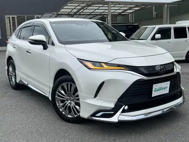 トヨタ ハリアー Z レザーパッケージ 京都府 2020(令2)年 4.6万km ホワイトパールクリスタルシャイン  モデリスタエアロキット(フロントLED付き)/ トヨタセーフティセンス/ 黒レザーシート/・　D/N席パワーシート/・　D/N席シートヒーター・エアーシート/・　D席メモリーシート/ 12.3インチディスプレイオーディオ/・　JBLプレミアムサウンドシステム/・　ナビキット/・　フルセグ/BTオーディオ/・　バックカメラ/・　USB接続/ ビルトインETC2.0/ 前後ドラレコ/ 社外レーダー/ デジタルインナーミラー/ ヘッドアップディスプレイ/ ハンドルヒーター/ パワーバックドア/ 左右独立オートエアコン/ 電動パーキング/ クリアランスソナー/ 純正19インチアルミホイール/ 純正フロアマット/ ドアバイザー/ 車両取説/ 新車時保証書