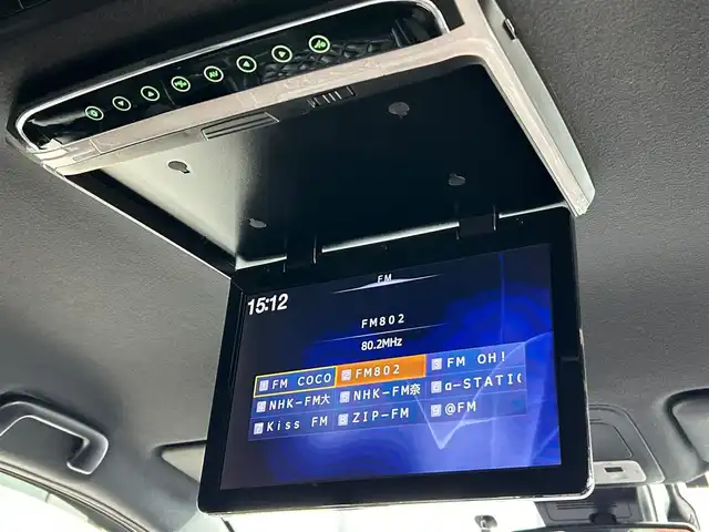 トヨタ エスクァイア ハイブリッド Gi プレミアムパッケージ 大阪府 2018(平30)年 6.1万km スパークリングブラックパールクリスタルシャイン 純正１１インチナビ/   フルセグTV/CD/DVD/Bluetooth/USB/バックモニター/12.1インチ後席モニター/衝突軽減ブレーキ/社外エアロ/純正15インチアルミホイール/前席シートヒーター/シートカバー付き/両側パワースライドドア/クルーズコントロール/レーンキープアシスト/アイドリングストップ/オートマチックハイビーム/ドライブレコーダー/プッシュスタート/スマートキー/ＥＴＣ/ＬＥＤライト/禁煙車