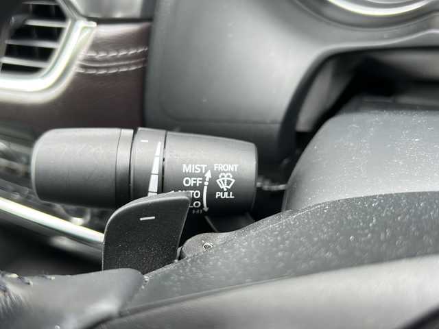 マツダ アテンザ セダン 25S Lパッケージ 佐賀県 2016(平28)年 4.8万km メテオグレーマイカ 純正ナビ/Bluetooth/CD/DVD/フルセグテレビ/ワンオーナー/バックカメラ/衝突軽減システム/クルーズコントロール/前席パワーシート/シートメモリ/パドルシフト/前席シートヒーター/アイドリングストップ/ETC/クリアランスソナー/盗難防止装置/LEDオートライト/オートエアコン/プッシュスタート/スペアキー/保証書/取扱説明書/記録簿R２、H30、２９、２８