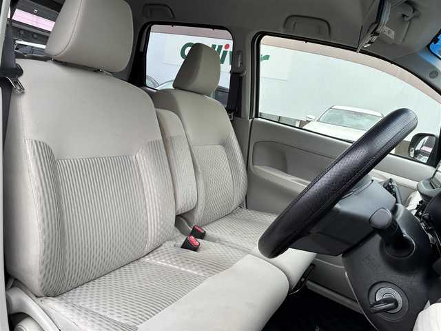 ダイハツ ムーヴ L SAⅡ 福島県 2015(平27)年 8.5万km ホワイト Ｃｌａｒｉｏｎ：ＳＤナビ/・Ｂｌｕｅｔｏｏｔｈ/・ＣＤ/・ＤＶＤ/・ＦＭ・ＡＭ/衝突軽減ブレーダー/ドライブレコーダー/ＥＴＣ/純正フロアマット/ドアバイザー/横滑り防止/アイドリングストップ/電動格納ミラー