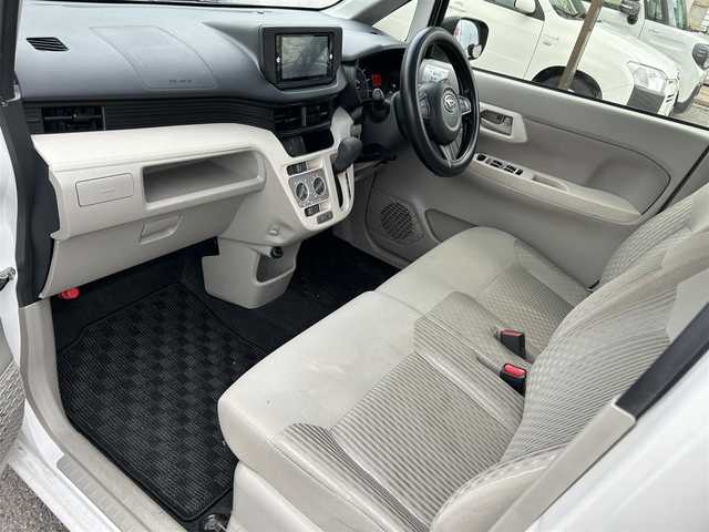 ダイハツ ムーヴ L SAⅡ 福島県 2015(平27)年 8.5万km ホワイト Ｃｌａｒｉｏｎ：ＳＤナビ/・Ｂｌｕｅｔｏｏｔｈ/・ＣＤ/・ＤＶＤ/・ＦＭ・ＡＭ/衝突軽減ブレーダー/ドライブレコーダー/ＥＴＣ/純正フロアマット/ドアバイザー/横滑り防止/アイドリングストップ/電動格納ミラー