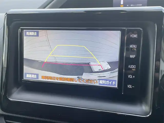 トヨタ ヴォクシー ZS 煌Ⅲ 埼玉県 2021(令3)年 2.8万km ホワイトパールクリスタルシャイン ・ワンオーナー/・純正ディーラーナビ（CD/DVD/BT/フルセグ）/・ハーフレザー/・クルーズコントロール/・コーナーセンサー/・バックカメラ/・ドライブレコーダー/・ETC