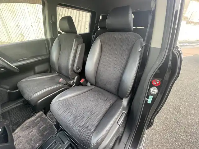 ホンダ フリード ハイブリット ジャストセレクション 福岡県 2012(平24)年 8.9万km プレミアムブラキッシュパール (株)IDOMが運営する【じしゃロン八幡西店】の自社ローン専用車両になります。こちらは現金またはオートローンご利用時の価格です。自社ローンご希望の方は別途その旨お申付け下さい/純正HDDナビ/CD、DVD、MSV、ワンセグTV/ハーフレザーシート/クルーズコントロール/ドライブレコーダー(ZDR016)/バックカメラ/ビルトインETC/ステアリングリモコン/スマートキー/両側パワースライドドア/オートライト/ISOFIX/横滑り防止/ドアバイザー/サマータイヤ4本