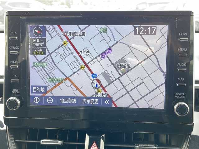 トヨタ カローラ クロス ハイブリッド Z 道東・釧路十勝 2022(令4)年 4.4万km セメントグレーメタリック ・ワンオーナー/・４WD/・寒冷地仕様/・ガラスルーフ/・純正ディスプレイオーディオ/（AM・FM・BT・Miracast・ナビ・フルセグ）/・全方位カメラ/・ETC２．０/・デジタルインナーミラー/・運転席パワーシート/・ハーフレザーシート/・ステアリングヒーター/・電動格納ミラー/・ABS/・車線逸脱防止機能/・スマートキー/・プッシュスタート/・ドアバイザー/・純正アルミホイール/・純正フロアマット/・横滑り防止装置/・GANADORマフラー/（純正マフラー積み込み）/・保証書/・取扱説明書