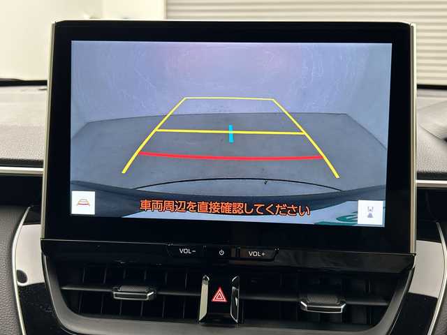トヨタ カローラ クロス ハイブリッド Z 三重県 2024(令6)年 3.3万km アティチュードブラックマイカ 純正ナビ/・AM/FM/フルセグ/Bluetooth/USB/バックカメラ/トヨタセーフティセンス/・レーダークルーズコントロール/・リアクロストラフィックアラート/・ロードサインアシスト/・クリアランスソナー/・プリクラッシュセーフティ/・ブラインドスポットモニター/・パーキングサポートブレーキ/パワーバックドア/ハーフレザーシート/オートハイビーム/前席シートヒーター/ビルトインETC2.0/ステアリングスイッチ/純正18インチAW/ルーフレール