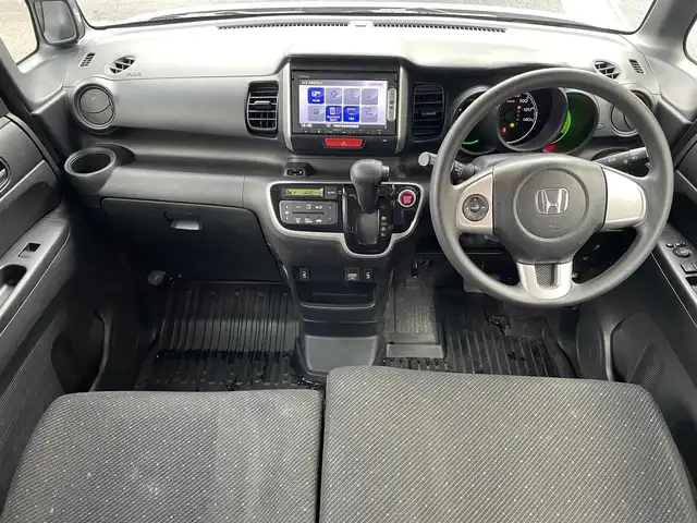 ホンダ Ｎ ＢＯＸ G SSパッケージ 千葉県 2015(平27)年 6.2万km カトラリーシルバーM 純正ナビ【ワンセグ、BT、DVD、CD】/前席シートヒーター/純正14インチアルミホイール/ETC/バックカメラ/両側パワースライドドア/オートライト/ステアリングスイッチ/プッシュスタート/アイドリングストップ/純正フロアマット/取説・ナビ説/スマートキー×２