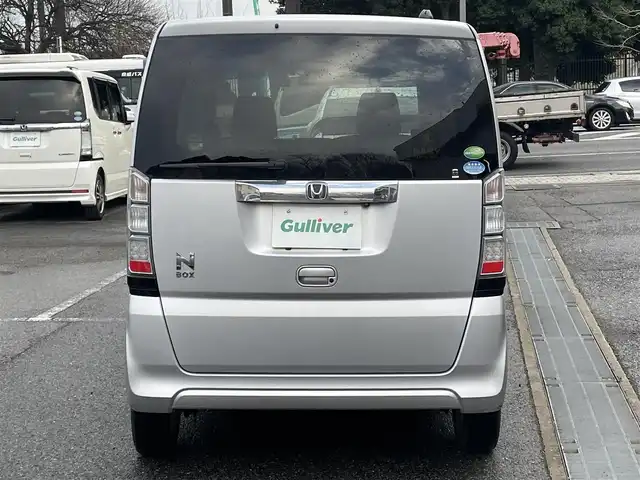 ホンダ Ｎ ＢＯＸ G SSパッケージ 千葉県 2015(平27)年 6.2万km カトラリーシルバーM 純正ナビ【ワンセグ、BT、DVD、CD】/前席シートヒーター/純正14インチアルミホイール/ETC/バックカメラ/両側パワースライドドア/オートライト/ステアリングスイッチ/プッシュスタート/アイドリングストップ/純正フロアマット/取説・ナビ説/スマートキー×２