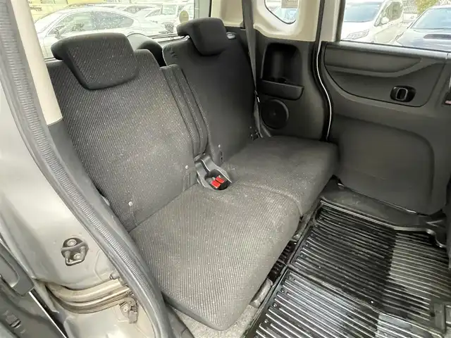 ホンダ Ｎ ＢＯＸ G SSパッケージ 千葉県 2015(平27)年 6.2万km カトラリーシルバーM 純正ナビ【ワンセグ、BT、DVD、CD】/前席シートヒーター/純正14インチアルミホイール/ETC/バックカメラ/両側パワースライドドア/オートライト/ステアリングスイッチ/プッシュスタート/アイドリングストップ/純正フロアマット/取説・ナビ説/スマートキー×２