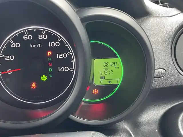 ホンダ Ｎ ＢＯＸ G SSパッケージ 千葉県 2015(平27)年 6.2万km カトラリーシルバーM 純正ナビ【ワンセグ、BT、DVD、CD】/前席シートヒーター/純正14インチアルミホイール/ETC/バックカメラ/両側パワースライドドア/オートライト/ステアリングスイッチ/プッシュスタート/アイドリングストップ/純正フロアマット/取説・ナビ説/スマートキー×２