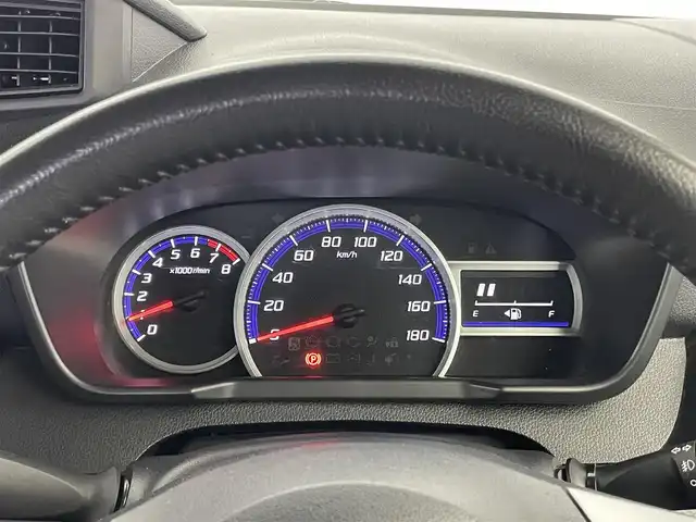 トヨタ タンク カスタムG 埼玉県 2019(平31)年 5.1万km ブラックマイカメタリック スマートアシスト３　ＡＬＰＩＮＥ８インチナビ　バックカメラ　ＥＴＣ　ドライブレコーダー　クルーズコントロール　シートヒーター　ＨＤＭＩ　スマートキー　オートハイビーム　ＬＥＤヘッドライト　地デジＴＶ