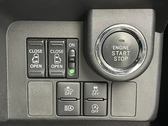 トヨタ タンク カスタムG 埼玉県 2019(平31)年 5.1万km ブラックマイカメタリック スマートアシスト３　ＡＬＰＩＮＥ８インチナビ　バックカメラ　ＥＴＣ　ドライブレコーダー　クルーズコントロール　シートヒーター　ＨＤＭＩ　スマートキー　オートハイビーム　ＬＥＤヘッドライト　地デジＴＶ