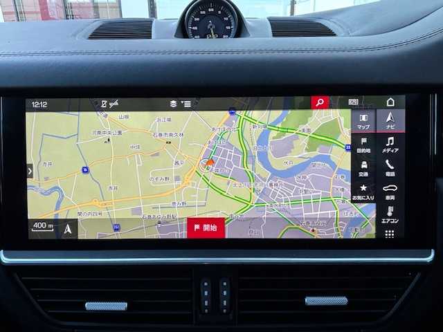 ポルシェ ポルシェ カイエン ターボS E－HV 宮城県 2021(令3)年 2.4万km パール 登録時走行距離23533km/純正オービスレーダー/純正フロアマット/パノラミックサンルーフ/追従式クルーズコントロール/パドルシフト/ETC2.0/スペアキー/ブルXスタースピーカー/パワーバックドア/レザーシート/純正アルミホイール/純正黄緑キャリパー/全席シートヒーター/全席エアシート/アラウンドビューモニター/アクティブサスペンションマネージメント/パーキングアシスト/衝突警告システム/距離警告システム/ヘッドアップディスプレイ/車線変更アシスト