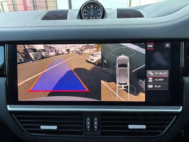 ポルシェ ポルシェ カイエン ターボS E－HV 宮城県 2021(令3)年 2.4万km パール 登録時走行距離23533km/純正オービスレーダー/純正フロアマット/パノラミックサンルーフ/追従式クルーズコントロール/パドルシフト/ETC2.0/スペアキー/ブルXスタースピーカー/パワーバックドア/レザーシート/純正アルミホイール/純正黄緑キャリパー/全席シートヒーター/全席エアシート/アラウンドビューモニター/アクティブサスペンションマネージメント/パーキングアシスト/衝突警告システム/距離警告システム/ヘッドアップディスプレイ/車線変更アシスト