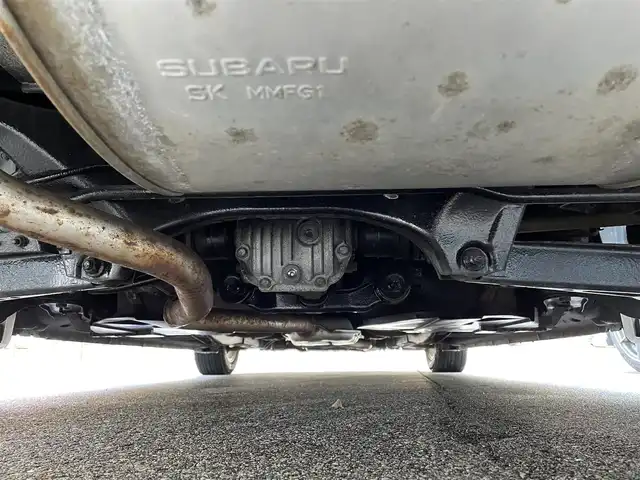 スバル インプレッサ スポーツ 1．6i－S 岐阜県 2015(平27)年 14.5万km クリスタルホワイトP ワンオーナー/4WD/SDナビ/【Bluetooth．CD.DVD.AM/FM．USB】/ハーフレザーシート/純正フロアマット/バックカメラ/ETC/横滑り防止装置/ウィンカーミラー/ドアバイザー/キセノンヘッドライト/フォグライト/スマートキー/積み込みサマータイヤ/保証書/取扱説明書/スペアキー