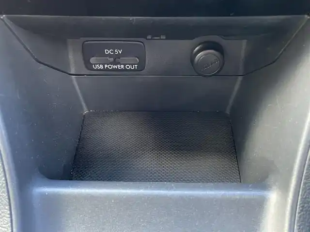 スバル インプレッサ スポーツ 1．6i－S 岐阜県 2015(平27)年 14.5万km クリスタルホワイトP ワンオーナー/4WD/SDナビ/【Bluetooth．CD.DVD.AM/FM．USB】/ハーフレザーシート/純正フロアマット/バックカメラ/ETC/横滑り防止装置/ウィンカーミラー/ドアバイザー/キセノンヘッドライト/フォグライト/スマートキー/積み込みサマータイヤ/保証書/取扱説明書/スペアキー