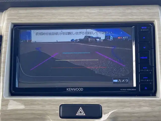 スズキ ハスラー ワンダラー 熊本県 2019(令1)年 4.1万km シフォンアイボリーメタリック/ウッディブラウン2トーンルーフ 純正SDナビ（KXM-E505W）/・AM/FM/CD/DVD/BT/SD/・フルセグTV/バックカメラ/デュアルカメラブレーキサポート/車線逸脱警報/革巻きステアリング/・ステアリングスイッチ/ハーフレザーシート/・前席シートヒーター/アイドリングストップ/HIDヘッドライト/・オートライト/・フォグライト/純正フロアマット/純正ドアバイザー/プッシュスタート/・スマートキー