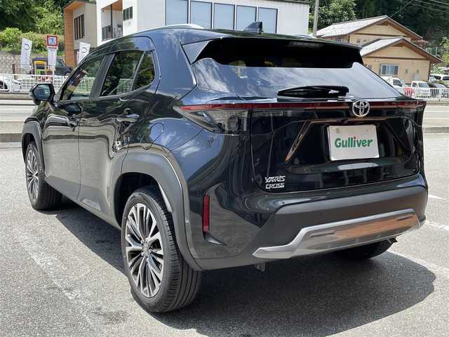 トヨタ ヤリスクロス Z アドベンチャー 岐阜県 2023(令5)年 1.3万km ブラックマイカ 純正ディスプレイオーディオ/AM FM BT TV/バックカメラ/ハーフレザー/前席パワーシート/前席シートヒーター/電動リアゲート/ステアリングヒーター/純正フロアマット/オートライト/エンジンスターター/ウインカーミラー/フォグライト