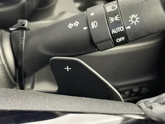 スズキ スペーシア カスタム HYBRID XS ターボ 埼玉県 2024(令6)年 0.9万km ピュアホワイトP 純正９インチディスプレイオーディ　全方位モニター　ＨＵＤ　ビルトインＥＴＣ　セーフティサポート　アダプティブクルーズコントロール　シートヒーター　ＨＤＭＩ　オートハイビーム　ＬＥＤヘッドライト　地デジ