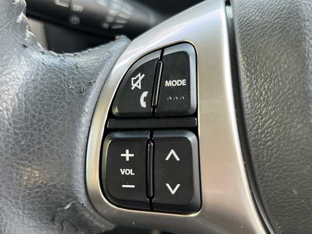 スズキ ジムニー ランドベンチャー 沖縄県 2016(平28)年 5.3万km クールカーキPM 社外ナビ/（ＡＭ／ＦＭ／ＣＤ／ＤＶＤ／ＢＴ）　/フルセグＴＶ　/純正１６インチアルミホイール　/リモコンキー　/ＬＥＤヘッドライト　/ＥＴＣ　/ハーフレザーシート　/シートヒーター　/純正フロアマット　/横滑り防止装置