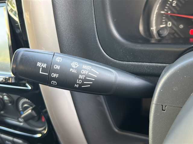 スズキ ジムニー ランドベンチャー 沖縄県 2016(平28)年 5.3万km クールカーキPM 社外ナビ/（ＡＭ／ＦＭ／ＣＤ／ＤＶＤ／ＢＴ）　/フルセグＴＶ　/純正１６インチアルミホイール　/リモコンキー　/ＬＥＤヘッドライト　/ＥＴＣ　/ハーフレザーシート　/シートヒーター　/純正フロアマット　/横滑り防止装置