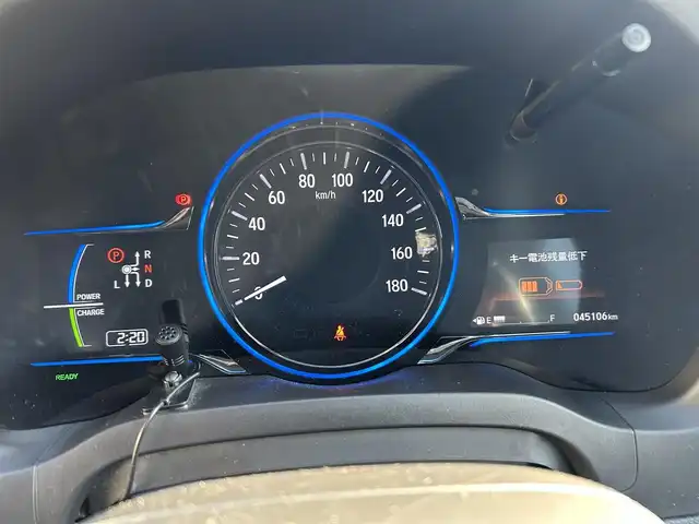 ホンダ ヴェゼル ハイブリッド Z 岡山県 2015(平27)年 4.6万km クリスタルブラックパール 登録時走行距離45112km/純正SDナビ(CD&DVD&USB&BT)/バックカメラ/ETC/フルセグTV/プッシュスタート/スマートキー/クルーズコントロール/衝突軽減システム/保証書/取扱説明書