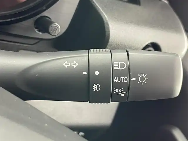 スズキ ジムニー XC 愛知県 2025(令7)年 0.1万km未満 ミディアムグレー 届出済未使用車　シートヒーター　クルーズコントロール　スズキセーフティサポート　衝突軽減装置　ＬＥＤヘッドライト　オートライト　フォグランプ　車線逸脱警報　背面タイヤ　リヤパーキングセンサー　禁煙車