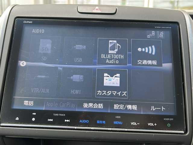 ホンダ フリード G ホンダセンシング 静岡県 2018(平30)年 1.8万km コバルトブルーパール 純正9インチナビ/・CD/DVD/・FM/AM/・フルセグTV/・Music Rack/・SD/・Bluetooth/ホンダセンシング/●衝突軽減ブレーキ〈CMBS〉/●誤発進抑制機能/●ACC〈アダプティブ・クルーズ・コントロール〉/●LKAS〈車線維持支援システム〉/●歩行者事故低減ステアリング/●路外逸脱抑制機能/●先行車発進お知らせ機能/●標識認識機能/主要装備/・両側パワースライドドア　/・レーダークルコン/・ＥＴＣ/・ＬＥＤヘッドライト/・ハーフレザーシート/・レーンキープ/・横滑り防止装置/・純正１５インチアルミ/・本革巻ステアリング/・アイドリングストップ