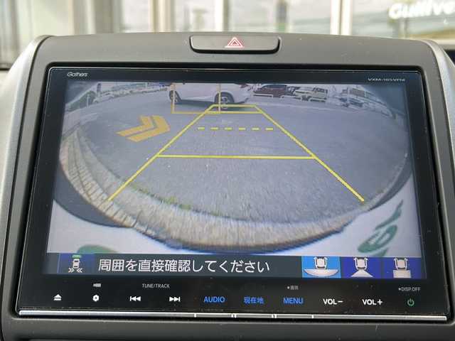 ホンダ フリード G ホンダセンシング 静岡県 2018(平30)年 1.8万km コバルトブルーパール 純正9インチナビ/・CD/DVD/・FM/AM/・フルセグTV/・Music Rack/・SD/・Bluetooth/ホンダセンシング/●衝突軽減ブレーキ〈CMBS〉/●誤発進抑制機能/●ACC〈アダプティブ・クルーズ・コントロール〉/●LKAS〈車線維持支援システム〉/●歩行者事故低減ステアリング/●路外逸脱抑制機能/●先行車発進お知らせ機能/●標識認識機能/主要装備/・両側パワースライドドア　/・レーダークルコン/・ＥＴＣ/・ＬＥＤヘッドライト/・ハーフレザーシート/・レーンキープ/・横滑り防止装置/・純正１５インチアルミ/・本革巻ステアリング/・アイドリングストップ