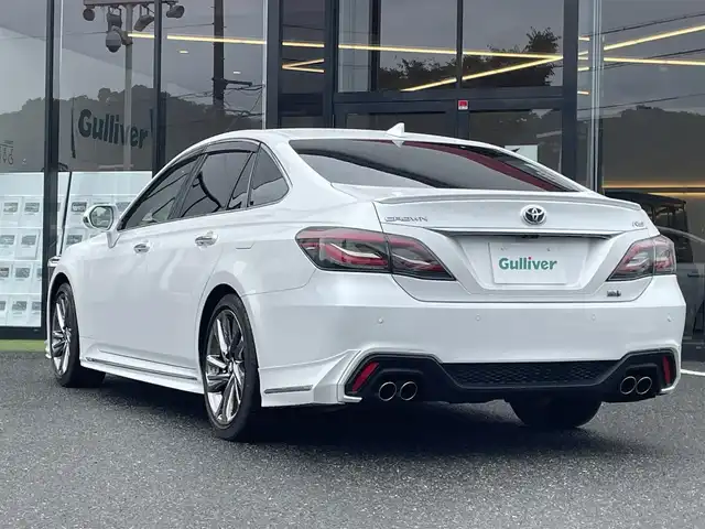 トヨタ クラウン ハイブリッド RS アドバンス 大阪府 2021(令3)年 1.6万km プレシャスホワイトパール ワンオーナー/12.3型ナビ（DVD/CD/BT）/フルセグTV/全周囲カメラ/デジタルインナーミラー/ETC２．０/スマートキー/ステアリングスイッチ/レーンキープアシスト/レーダークルーズコントロール/衝突被害軽減システム/パドルシフト/ブラインドスポットモニター/ヘッドアップディスプレイ/シーケンシャルウィンカー/電動チルト&テレスコピックステアリング/オートエアコン/オートライト/オートハイビーム/オートワイパー/オートホールド/電子パーキング/前席パワーシート/前席シートヒーター/前席シートクーラー/ステアリングヒーター/前後コーナーセンサー/３点エアバック/純正フロアマット/純正アルミホイール/保証書、取説