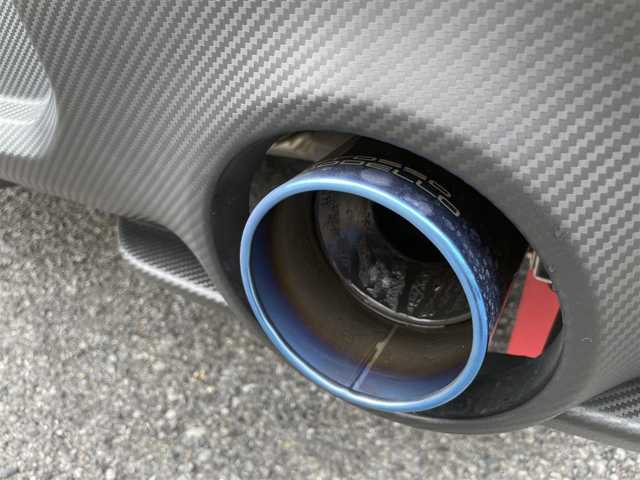 スズキ スイフト スポーツ セーフティPKG 東京都 2019(令1)年 2.8万km チャンピオンイエロー SWKリアウイング/ロッソモデロマフラー/ワンオーナー/社外メモリーナビ/　フルセグTV/DVD/CD/Bluetooth/バックカメラ/デュアルセンサーブレーキサポート/車線逸脱警報/アダプティブクルーズコントロール/ミラー型ドライブレコーダー/LEDヘッドライト/フォグランプ/オートライト/ビルトインETC/シートヒーター/ステアリングスイッチ/プッシュスタート/スマートキー/電動格納ミラー/ウインカーミラー/横すべり防止/フロアマット/ドアバイザー/保証書/取扱説明書