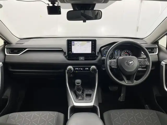 トヨタ ＲＡＶ４ ハイブリットX 茨城県 2021(令3)年 2.2万km アティチュードブラックマイカ 純正DA/ナビキット/バックカメラ/フルセグ/衝突被害軽減ブレーキ/車線逸脱抑制装置/レーダークルーズコントロール/オートマチックハイビーム/クリアランスソナー/BSM/ETC/ドラレコ/純正17インチAW/LEDヘッドライト/スマートキー