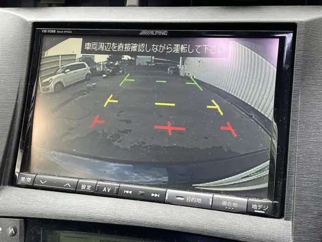 トヨタ プリウス S 東京都 2011(平23)年 6.4万km ダークブルーマイカ アルパインSDナビ 〔VIE-X066〕/＜フルセグ/AMFM/CD/DVD/SD＞/バックカメラ/ミラー型ドライブレコーダー/ETC/オートライト/横滑り防止装置/盗難防止装置/ABS/スマートキー/プッシュスタート/SRSエアバッグ（運転席/助手席/カーテン）/純正フロアマット