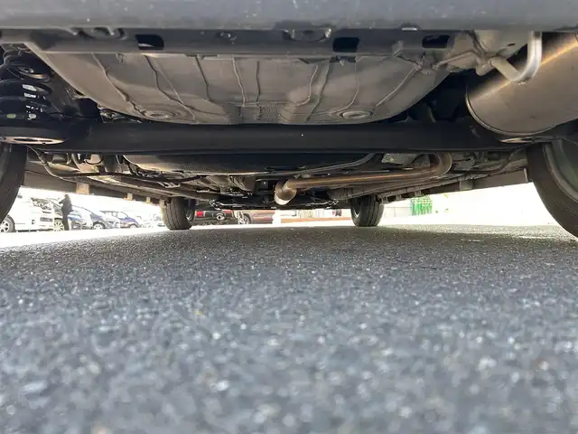 スズキ ソリオ バンディット HV MV 宮城県 2021(令3)年 4.5万km プレミアムシルバーメタリック パワースライドドア（運転席側）/全方位モニター用カメラパッケージ/・フロント/サイド/バックカメラ/・ステアリングスイッチ/・USBソケット/＝＝＝/セーフティサポート/・デュアルカメラブレーキサポート/・後退時ブレーキサポート/・誤発進抑制機能/・後方誤発進抑制機能/・車線逸脱警報機能/・ふらつき警報機能/・先行車発進お知らせ機能/・ハイビームアシスト/・アダプティブクルーズコントロール/リアパーキングセンサー/純正8インチナビ（CN-RZ865）/・CD/DVD/・Bluetooth/・フルセグTV/ビルトインETC/両側パワースライドドア/運転席シートヒーター/革巻きステアリング/パドルシフト/LEDヘッドランプ/フォグランプ/オートライト/スマートキー＆プッシュスタート/電動格納ミラー/純正15インチアルミホイール/純正フロアマット/純正ドアバイザー/W/サイド/カーテンエアバッグ