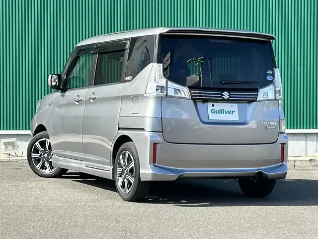 スズキ ソリオ バンディット HV MV 宮城県 2021(令3)年 4.5万km プレミアムシルバーメタリック パワースライドドア（運転席側）/全方位モニター用カメラパッケージ/・フロント/サイド/バックカメラ/・ステアリングスイッチ/・USBソケット/＝＝＝/セーフティサポート/・デュアルカメラブレーキサポート/・後退時ブレーキサポート/・誤発進抑制機能/・後方誤発進抑制機能/・車線逸脱警報機能/・ふらつき警報機能/・先行車発進お知らせ機能/・ハイビームアシスト/・アダプティブクルーズコントロール/リアパーキングセンサー/純正8インチナビ（CN-RZ865）/・CD/DVD/・Bluetooth/・フルセグTV/ビルトインETC/両側パワースライドドア/運転席シートヒーター/革巻きステアリング/パドルシフト/LEDヘッドランプ/フォグランプ/オートライト/スマートキー＆プッシュスタート/電動格納ミラー/純正15インチアルミホイール/純正フロアマット/純正ドアバイザー/W/サイド/カーテンエアバッグ