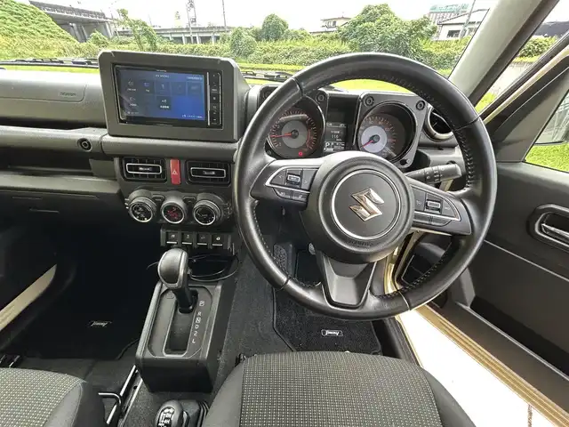 スズキ ジムニー XC 長崎県 2021(令3)年 6万km シフォンアイボリーM ワンオーナー/社外メモリナビ/（Bluetooth/フルセグ）/バックカメラ/衝突軽減システム/レーンアシスト/クルーズコントロール/ETC/シートヒーター/前後ドライブレコーダー/ステアリングスイッチ/マッドガード/純正16インチAW