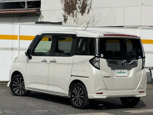 トヨタ ルーミー カスタムG－T 愛知県 2020(令2)年 4.4万km パールホワイトⅢ /禁煙//純正メモリナビ//バックカメラ//AM/FM/CD/DVD/SD/BT/フルセグTV//テレビキャンセラー//両側パワースライドドア//ETC//スマートアシスト//衝突警報機能//衝突回避支援ブレーキ//先行車発進お知らせ//標識認識機能//車線逸脱警報//ACC//VSC//コーナーセンサー//誤発進抑制機能//電格オートリトラクタブルミラー//LEDウィンカー付き//前後ドライブレコーダー//本革巻きステアリング//LEDオートライト//12V・USB電源//ロールサンシェード//ステアリングスイッチ//プッシュスタート//サイドビューランプ//純正フロアマット//純正ドアバイザー//保証書//取扱説明書//ナビ取扱説明書//スペアキー