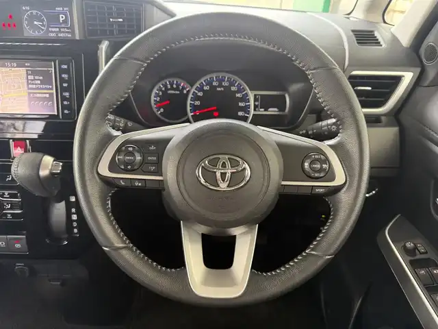 トヨタ ルーミー カスタムG－T 愛知県 2020(令2)年 4.4万km パールホワイトⅢ /禁煙//純正メモリナビ//バックカメラ//AM/FM/CD/DVD/SD/BT/フルセグTV//テレビキャンセラー//両側パワースライドドア//ETC//スマートアシスト//衝突警報機能//衝突回避支援ブレーキ//先行車発進お知らせ//標識認識機能//車線逸脱警報//ACC//VSC//コーナーセンサー//誤発進抑制機能//電格オートリトラクタブルミラー//LEDウィンカー付き//前後ドライブレコーダー//本革巻きステアリング//LEDオートライト//12V・USB電源//ロールサンシェード//ステアリングスイッチ//プッシュスタート//サイドビューランプ//純正フロアマット//純正ドアバイザー//保証書//取扱説明書//ナビ取扱説明書//スペアキー