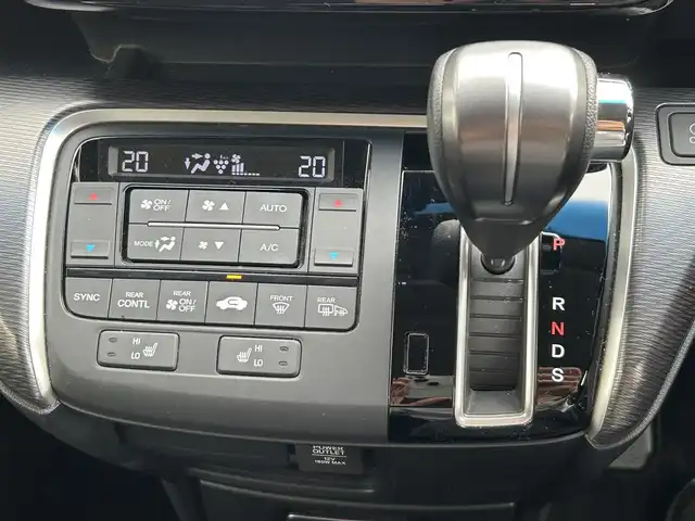 ホンダ ステップワゴン スパーダ クルスピセンシング 埼玉県 2019(令1)年 5万km モダンスティールM 4WD/ホンダセンシング/両側パワースライドドア/純正9インチナビ/【CD DVD SD USB BT】/フルセグTV/バックカメラ/全方位モニター/レーダークルーズコントロール/パドルシフト/ドライブレコーダー/ハーフレザーシート/シートヒーター/横滑り防止装置/純正LEDライト/純正スポーツペダル/純正AW