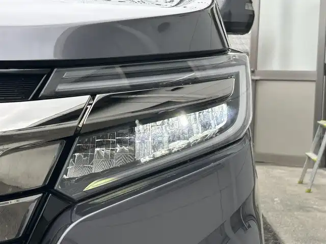 ホンダ ステップワゴン スパーダ クルスピセンシング 埼玉県 2019(令1)年 5万km モダンスティールM 4WD/ホンダセンシング/両側パワースライドドア/純正9インチナビ/【CD DVD SD USB BT】/フルセグTV/バックカメラ/全方位モニター/レーダークルーズコントロール/パドルシフト/ドライブレコーダー/ハーフレザーシート/シートヒーター/横滑り防止装置/純正LEDライト/純正スポーツペダル/純正AW