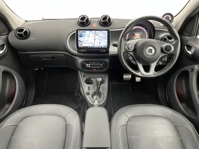 スマート ＭＣＣ スマート フォーフォー BRABUSスポーツ 富山県 2018(平30)年 3.7万km 黒 社外ナビ（AM/FM/BT)/フルセグTV/バックカメラ/クルーズコントロール/衝突軽減ブレーキ/レーンキープアシスト/横滑り防止装置/オートライト/レザーシート/社外AW/純正AW付きサマータイヤ積込（3mm）/ETC/パドルシフト/リモコンキー