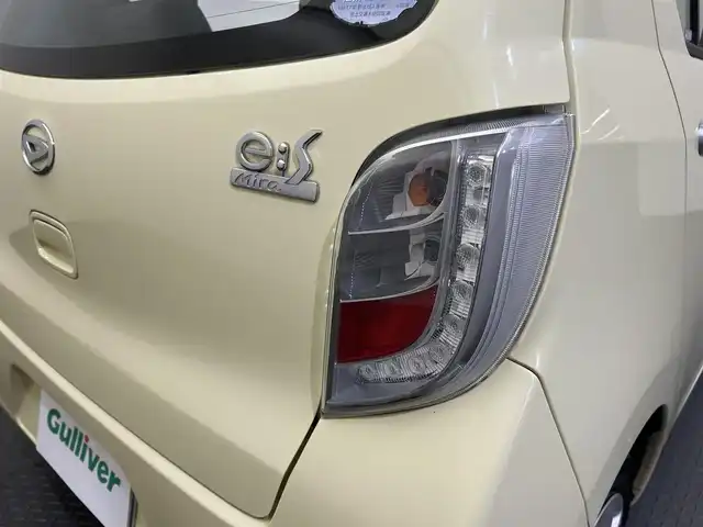 ダイハツ ミラ イース L SA 愛媛県 2015(平27)年 8.3万km コットンアイボリー ・ナビ（ワンセグＴＶ・ＣＤ・ＳＤ・ＦＭ・ＡＭ・ＵＳＢ）/・ＥＴＣ　/・衝突軽減　/・リモコンキー　/・スペアキー