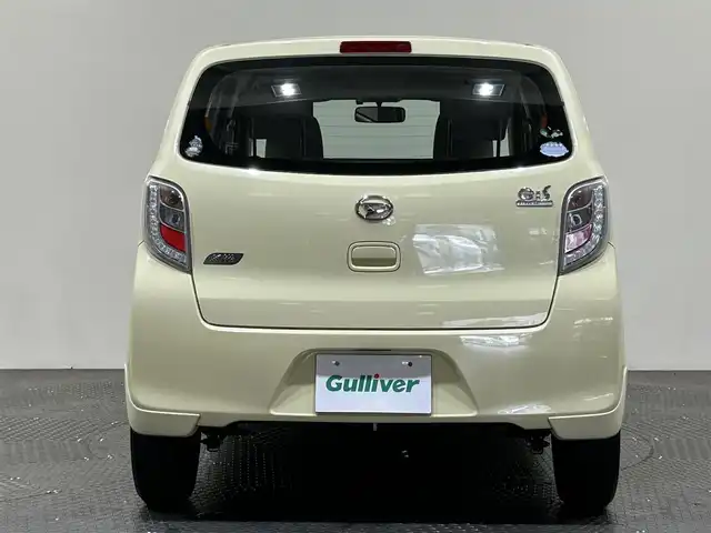 ダイハツ ミラ イース L SA 愛媛県 2015(平27)年 8.3万km コットンアイボリー ・ナビ（ワンセグＴＶ・ＣＤ・ＳＤ・ＦＭ・ＡＭ・ＵＳＢ）/・ＥＴＣ　/・衝突軽減　/・リモコンキー　/・スペアキー