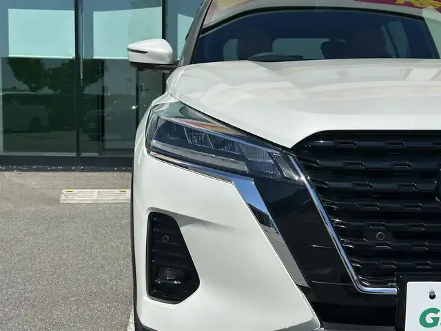 日産 キックス X ツートーンインテリアED 和歌山県 2021(令3)年 1.5万km ブリリアントホワイトパール 革巻きステアリング/プロパイ/シートヒーター