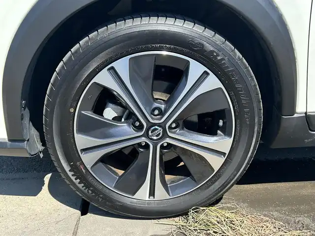 日産 キックス X ツートーンインテリアED 和歌山県 2021(令3)年 1.5万km ブリリアントホワイトパール 革巻きステアリング/プロパイ/シートヒーター