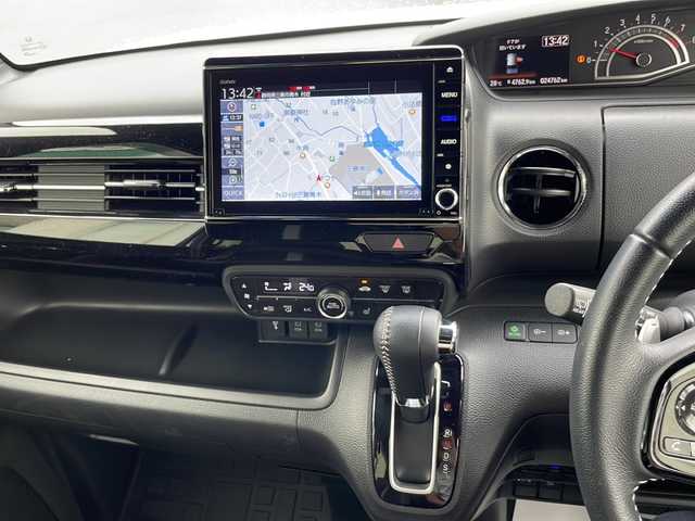 ホンダ Ｎ ＢＯＸ カスタム EX ターボ 静岡県 2021(令3)年 2.5万km プラチナホワイトパール プッシュスタート/スマートキー/ホンダセンシング/純正ナビ/　フルセグTV/BTオーディオ/MSV/バックカメラ/パドルシフト/両側パワースライドドア/ハーフレザーシート/シートヒーター/オートライト/LEDヘッドライト