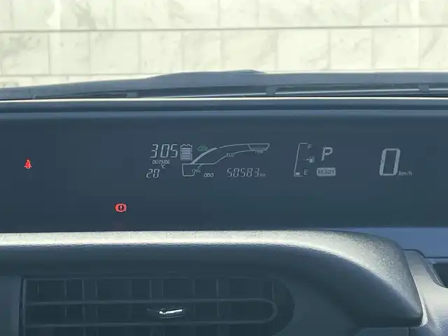 トヨタ アクア G G’s 山口県 2015(平27)年 5.1万km スーパーレッドⅤ 純正SDナビ/FM/AM/フルセグTV/CD/DVD/Bluetooth/バックカメラ/プッシュスタートボタン/クルーズコントロール/シートヒーター/スマートキー×2/ステアリングスイッチ/電動格納ミラー/プッシュスタートボタン/革巻きステアリング/ETC/オートライト/Gs’アルミホイール/Gsフロアマット