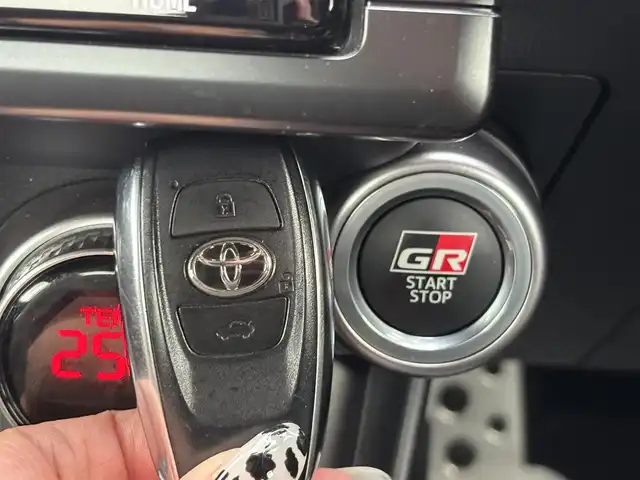 トヨタ ＧＲ８６ RZ 宮城県 2022(令4)年 4.1万km アイスシルバーメタリック 登録時走行距離40383km/１オーナー/純正ナビ/フルセグTV/CD/DVD/Bluetooth/プッシュスタート/スマートキー/追従クルーズコントロール/バックカメラ/ドライブレコーダー/シートヒーター/衝突軽減ブレーキ/コーナーセンサー/LEDヘッドライト/電動格納ミラー/ドアバイザー