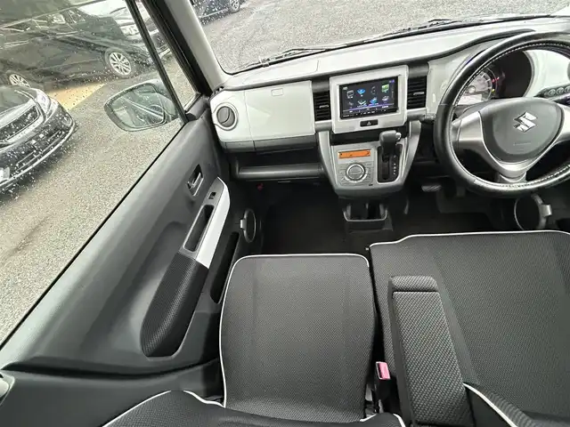 スズキ ハスラー X ターボ 宮崎県 2015(平27)年 8.8万km クールカーキPM /ナビ(CN-RS01D)//TV/CD/DVD/Bluetooth//ビルトインETC//運転席シートヒーター//オートライト//純正フロアマット//純正アルミホイール//ドアバイザー//プッシュスタート//電格ウィンカーミラー//取扱説明書//保証書//スペアキー×１