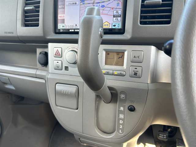 スズキ エブリィ ワゴン PZターボ スペシャル 静岡県 2013(平25)年 7.5万km パールホワイト ワンオーナー　/社外ナビ　/・フルセグＴＶ　/・ＤＶＤ再生　/両側パワスラ　/オートステップ　/リモコンキー　/オートエアコン　/ＨＩＤライト　/保証書　/取扱説明書